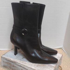 👍 Leather Rampage Boots size  8.5 Soft as a Glove .  Elegant Quality